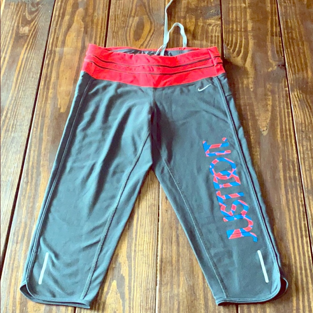 Cute Capri Nike Running/Workout Pants!